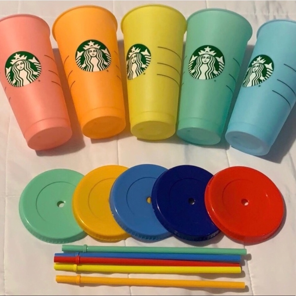 Starbucks color changing cups